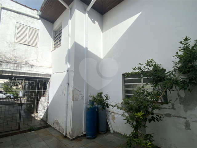 Sobrado à venda ou para alugar com 4 quartos, sendo 1 suíte,  em Campo Belo, São Paulo, SP