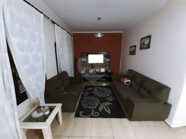 Casa Térrea à venda com 3 quartos, sendo 1 suíte,  em Tremembé, São Paulo, SP