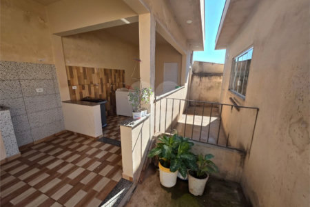 Casa 2 quartos Jardim Zavaglia