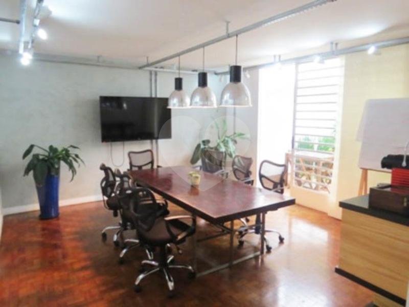 Sobrado à venda com 3 quartos em Brooklin Paulista, São Paulo, SP
