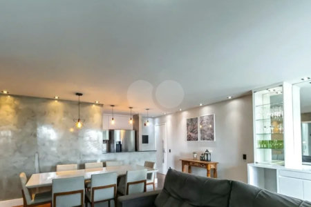 Apartamento mobiliado de 102 m² para locação no Centro de São Bernardo do Campo, com 3 dormitórios, 1 suíte, varanda gourmet com vista para o Paço Municipal, 2 vagas e lazer completo.