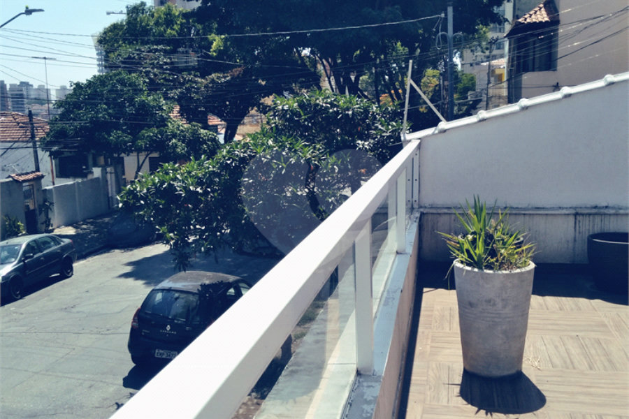 Sobrado à venda com 3 suítes em Santana, São Paulo, SP