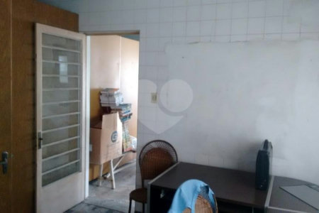 Casa Térrea à venda com 3 quartos, sendo 1 suíte, em Parada Inglesa, São Paulo, SP
