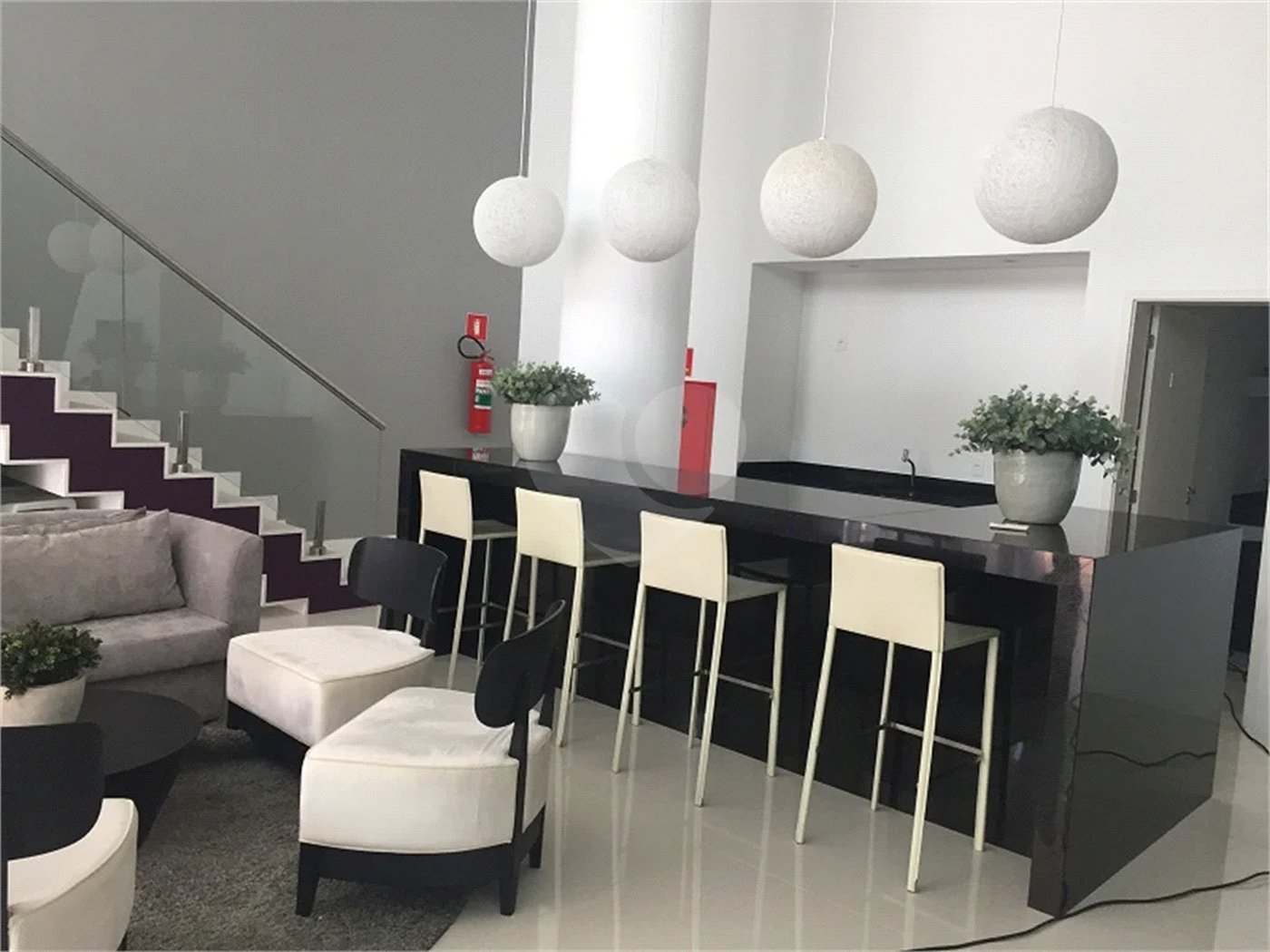 EXCELENTE APARTAMENTO PARA LOCAÇÃO NO ITAIM BIBI, 70 M2, 1 SUITE, 2 BANHEIROS, 2 VAGAS