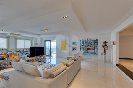 Apartamento à venda com 4 suítes em Alto da Boa Vista, São Paulo, SP