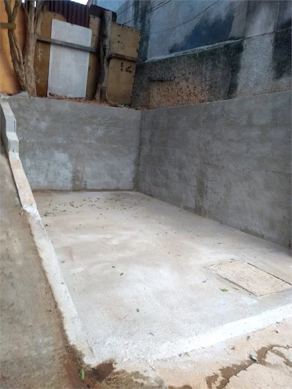 Terreno à venda com 1 quarto em Ferreira, São Paulo, SP
