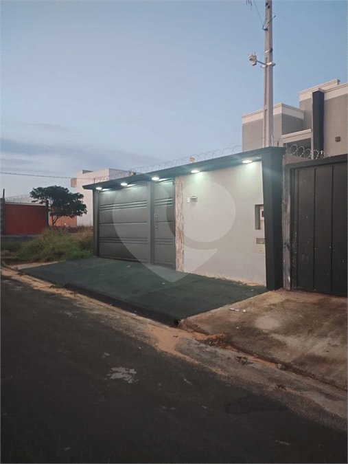 Casa à venda com 2 quartos em Residencial Vista do Horto, Araraquara, SP