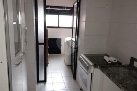 Apartamento à venda com 3 quartos, sendo 2 suítes, em Perdizes, São Paulo, SP