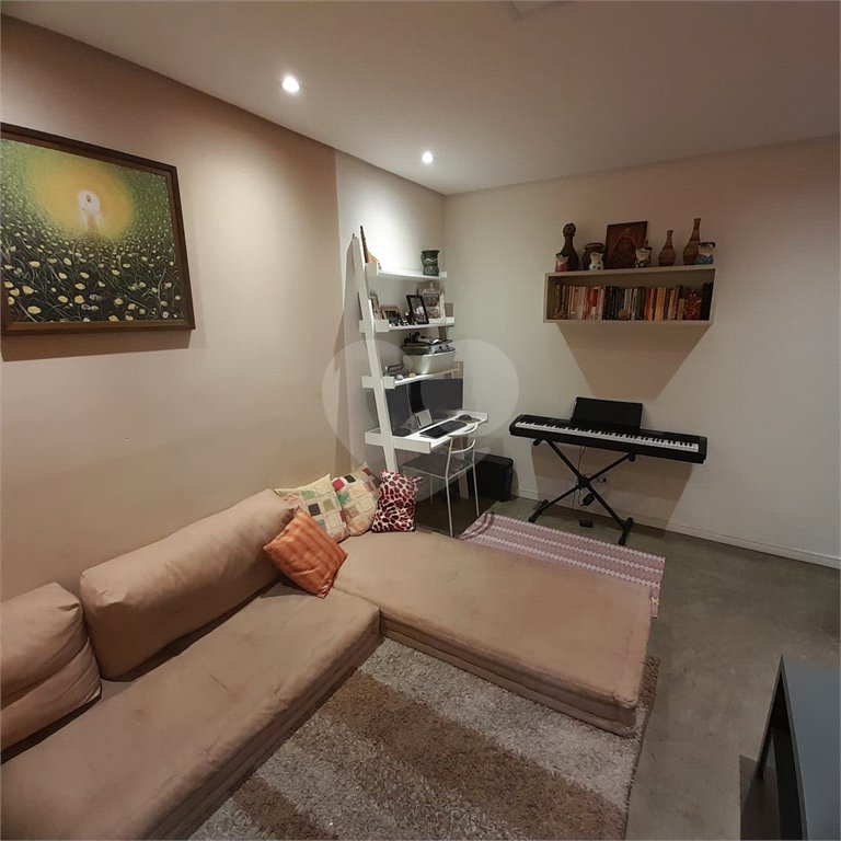 Sobrado à venda com 4 quartos, sendo 1 suíte,  em Jardim São Paulo(zona Norte), São Paulo, SP