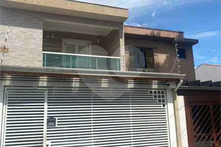 Sobrado à venda com 3 quartos, sendo 2 suítes, em Vila Mazzei, São Paulo, SP