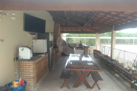 Chácara à venda com 4 suítes em Pirucaia, Mairiporã, SP