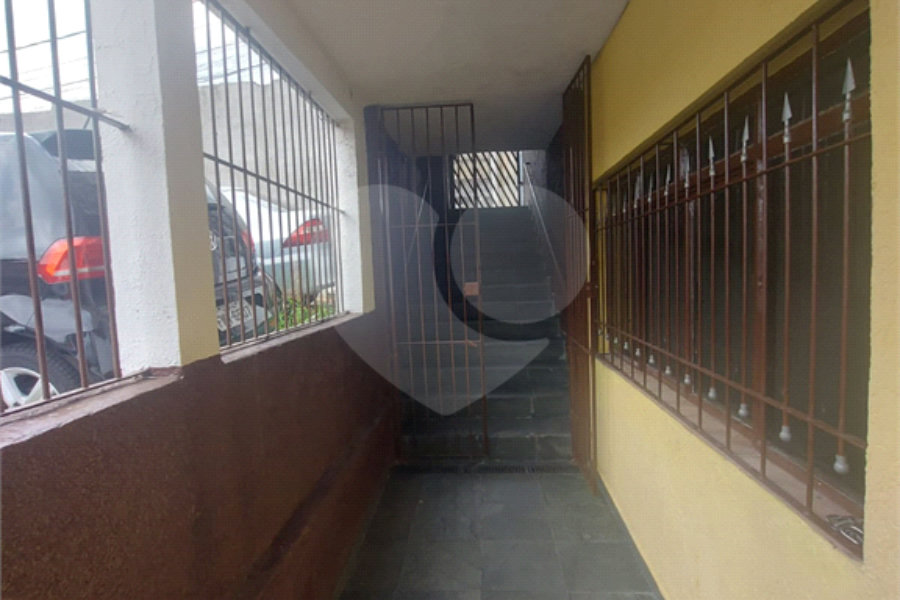 Casa Térrea à venda com 3 quartos, sendo 1 suíte,  em Horto, São Paulo, SP