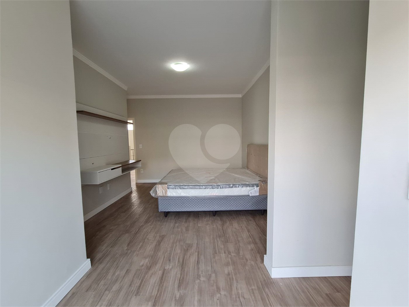 Casa à venda com 3 suítes no condomínio Geneve, Campinas - SP