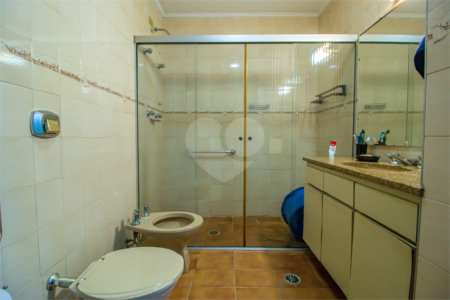 Casa à venda com 3 quartos, sendo 1 suíte, em Alto da Boa Vista, São Paulo, SP