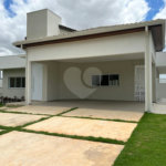 Casa à venda com 3 suítes no condomínio Palmeiras Imperiais, Salto - SP