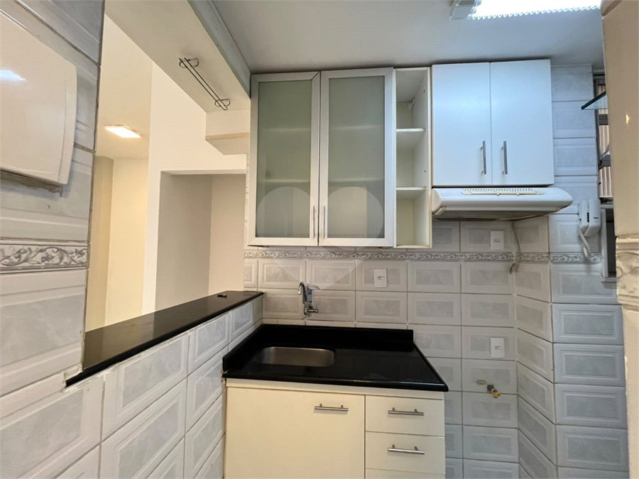Apartamento à venda ou para alugar com 1 suíte no Centro, Rio de Janeiro, RJ