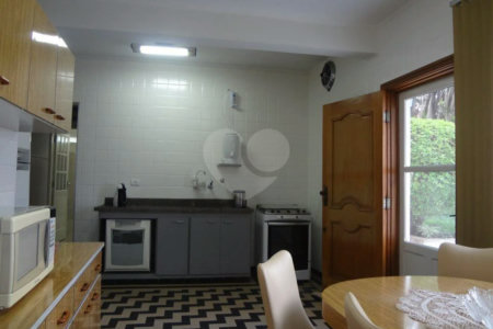 Sobrado à venda com 3 quartos em Santana, São Paulo, SP