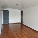 Casa comercial para locação no Centro