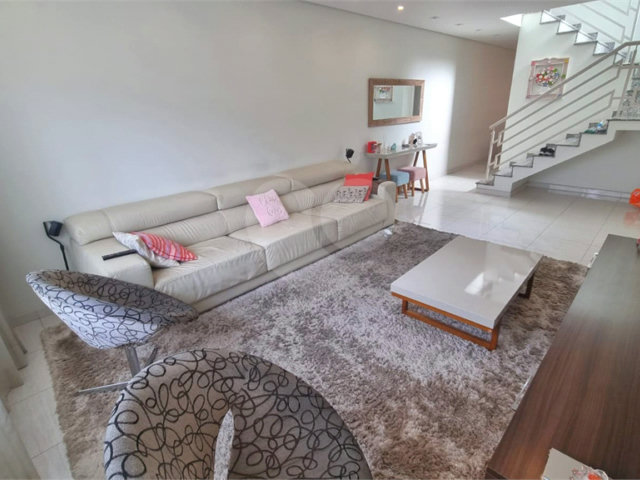Casa à venda com 3 suítes no condomínio Residencial Cantareira, São Paulo - SP