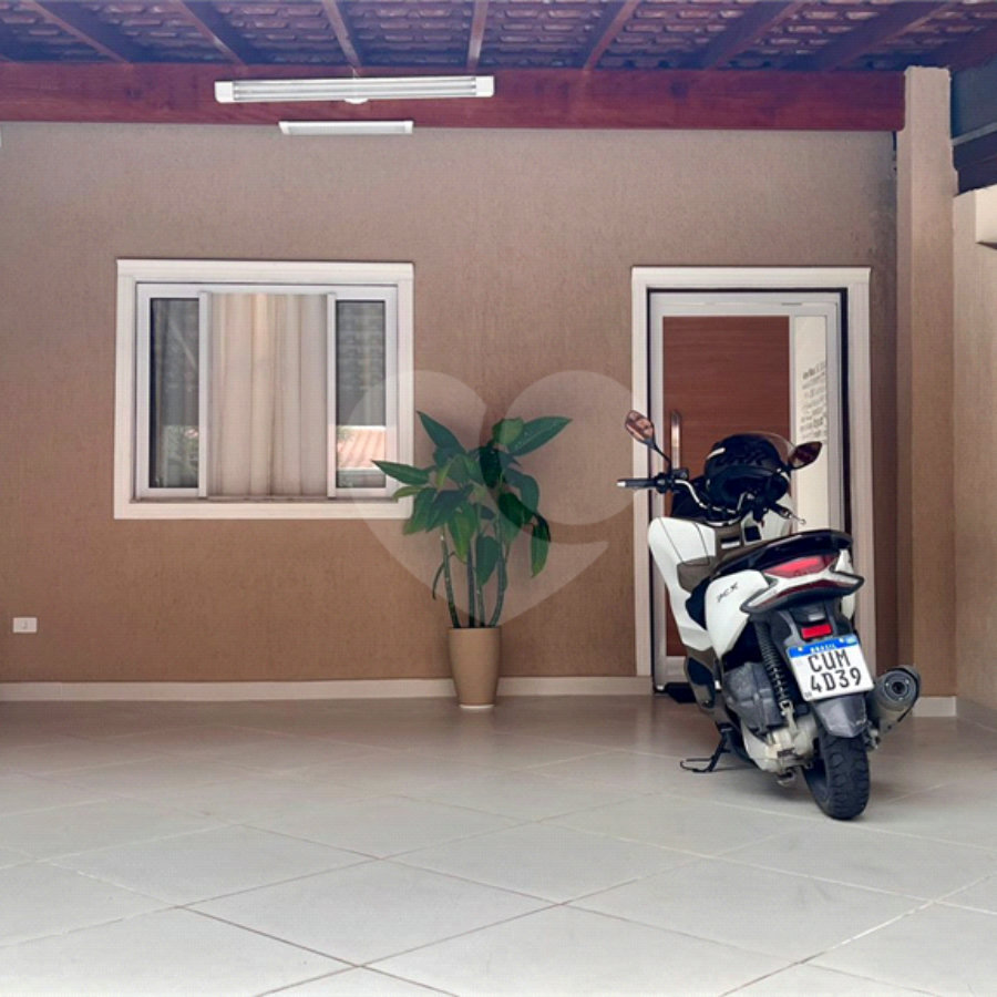 CASA A VENDA EM CONDOMINIO FECHADO, CONDOMINIO RUBI, 2 DORMITORIOS, 2 VAGAS DE GARAGEM, JACARÉI/SP