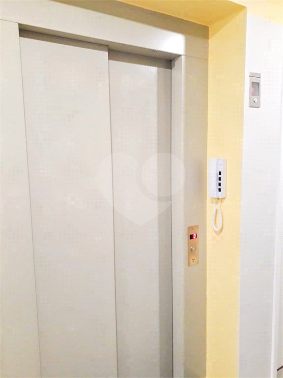 Apartamento a venda em Mirandopolis com 1 quarto, banheiro e cozinha, sem garagem