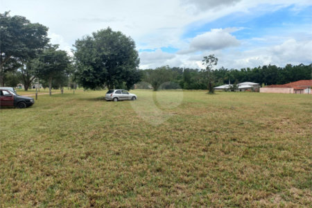 Loteamento Residencial no Condomínio Vila Pinhal do Broa