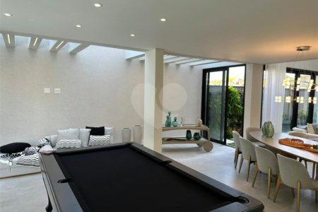 Casa à venda com 6 suítes no condomínio Golf CL, Bertioga - SP