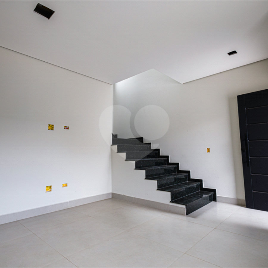 Casa à venda com 3 suítes em Jardim Santa Mena, Guarulhos, SP