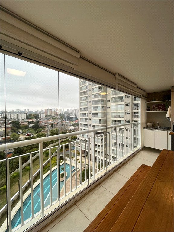 Apartamento à venda com 2 quartos em Santo Amaro, São Paulo, SP