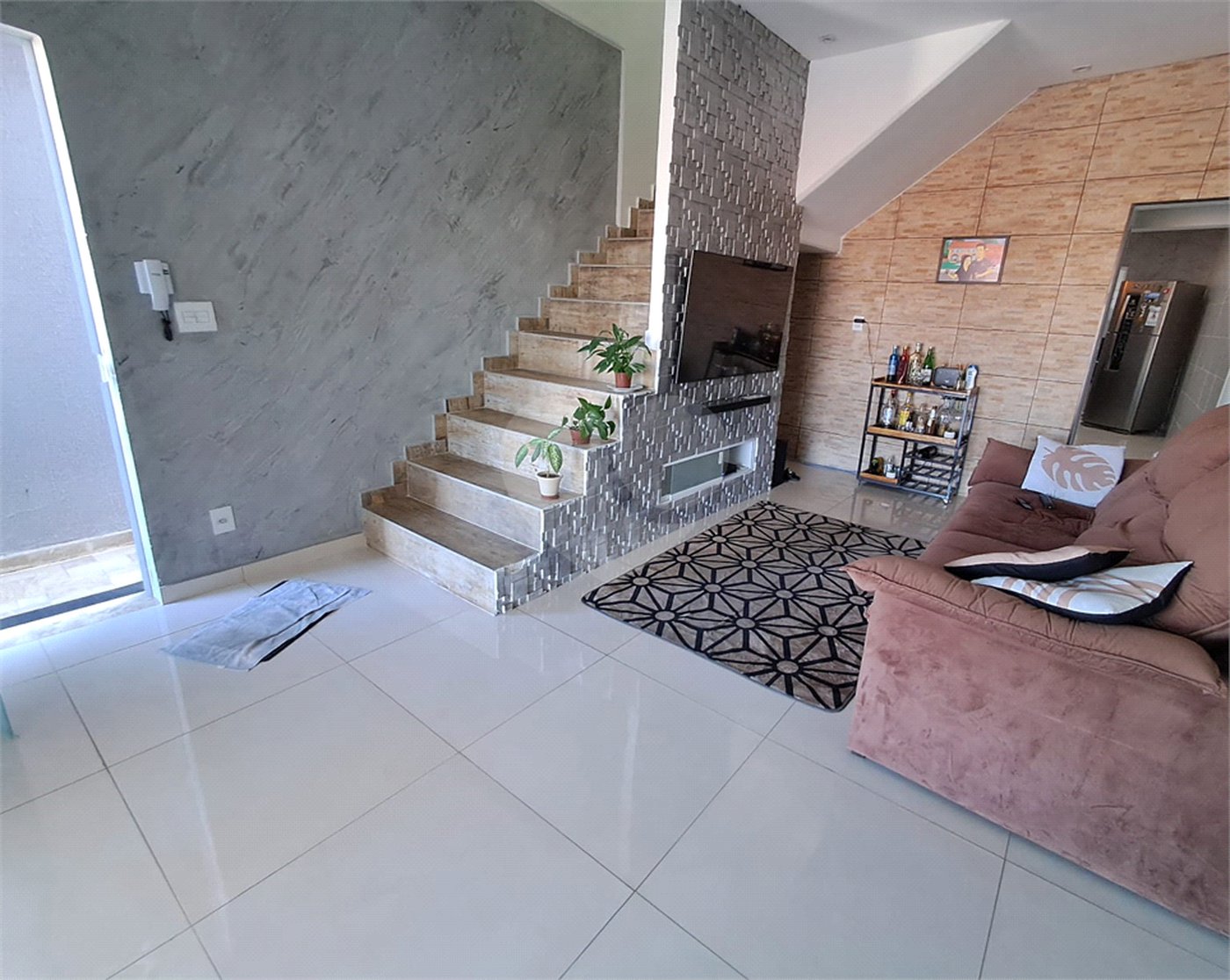 Casa à venda com 2 quartos em Vila Lavínia, Mogi das Cruzes, SP