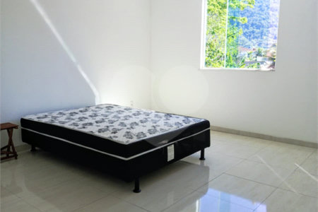 Casa à venda com 3 quartos, sendo 1 suíte, no condomínio Vargem Grande Quality Ii, Rio de Janeiro - RJ