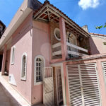 Sobrado à venda com 8 quartos, sendo 2 suítes, em Tremembé, São Paulo, SP