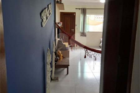 Sobrado à venda com 3 quartos, sendo 1 suíte,  em Vila Pirituba, São Paulo, SP