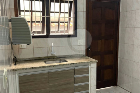 Casa à venda com 3 quartos, sendo 1 suíte, em Jardim Camila, Mogi das Cruzes, SP