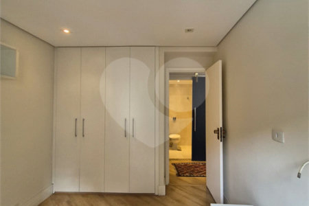 Apartamento à venda com 2 quartos, sendo 1 suíte, em Vila Andrade, São Paulo, SP