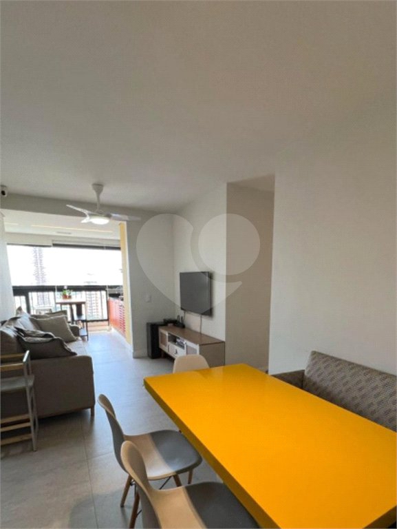 Apartamento à venda com 3 quartos, sendo 1 suíte,  em Parque São Jorge, São Paulo, SP