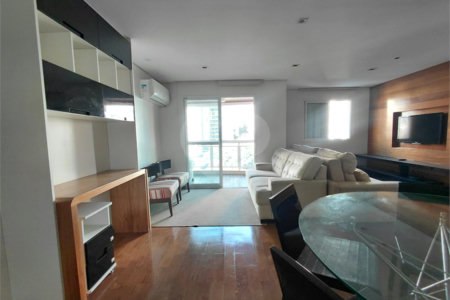Apartamento à venda com 3 quartos, sendo 1 suíte,  em Vila Romana, São Paulo, SP