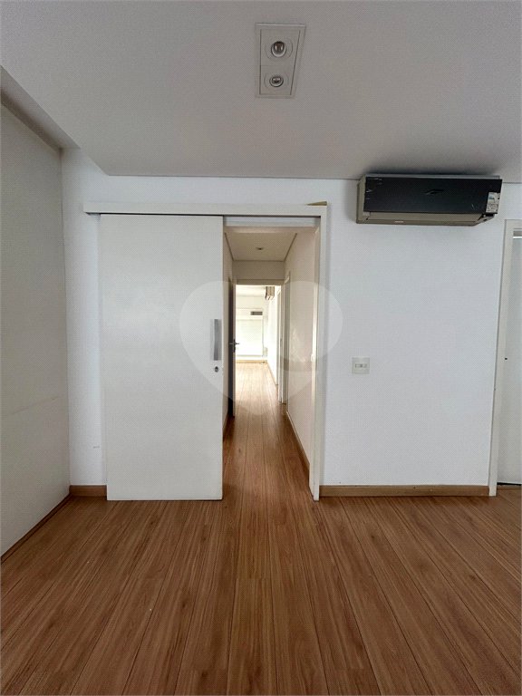 Apartamento à venda com 2 quartos, sendo 1 suíte, em Santa Cecília, São Paulo, SP