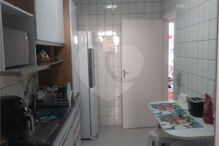 Casa à venda com 3 quartos no condomínio Millenion Iii, Mogi das Cruzes - SP