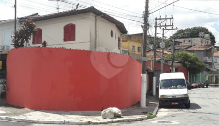 Sobrado à venda com 3 quartos, sendo 1 suíte,  em Jabaquara, São Paulo, SP