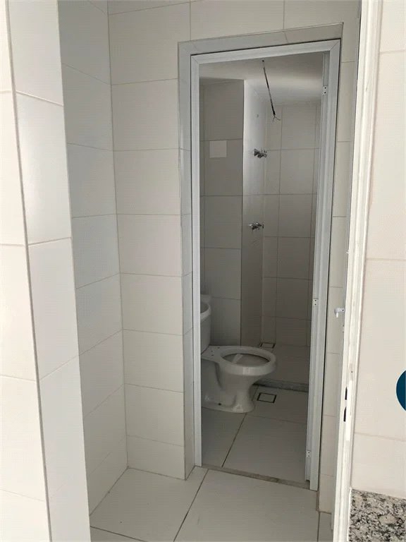 Apartamento à venda com 3 suítes em Jardim Caboré, São Paulo, SP