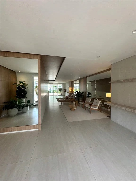 Apartamento à venda com 3 quartos, sendo 1 suíte, em Brooklin Paulista, São Paulo, SP