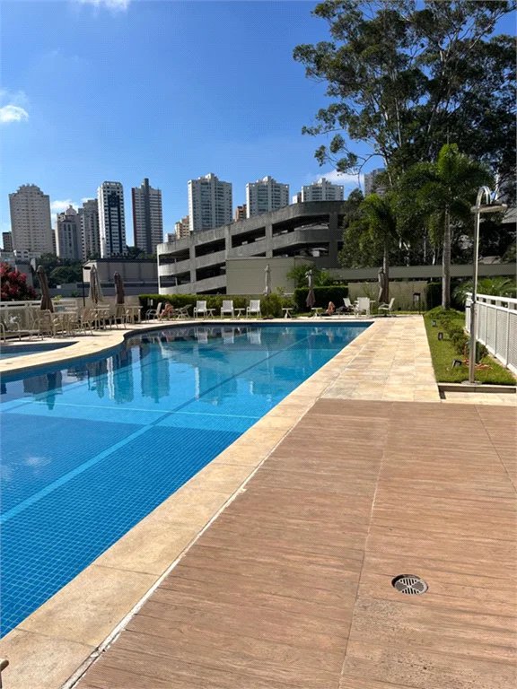 Apartamento à venda com 2 quartos, sendo 1 suíte, em Vila Andrade, São Paulo, SP
