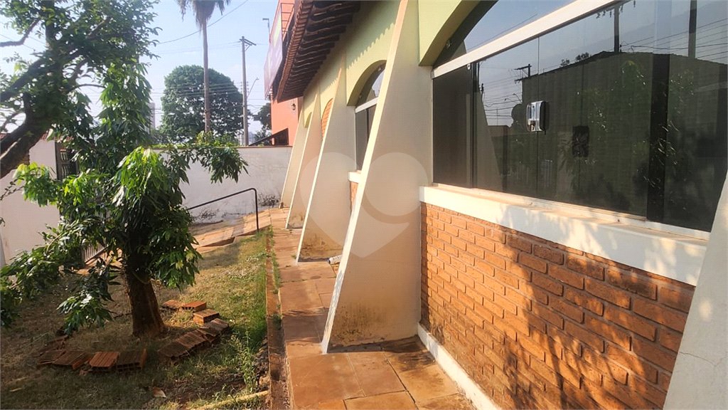 Casa à venda com 3 quartos, sendo 1 suíte, no Centro, Araraquara, SP