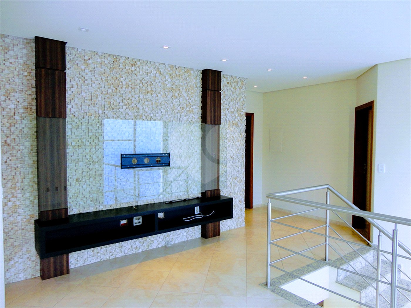 Casa à venda com 3 suítes no condomínio Residencial Jardim América, Vinhedo - SP