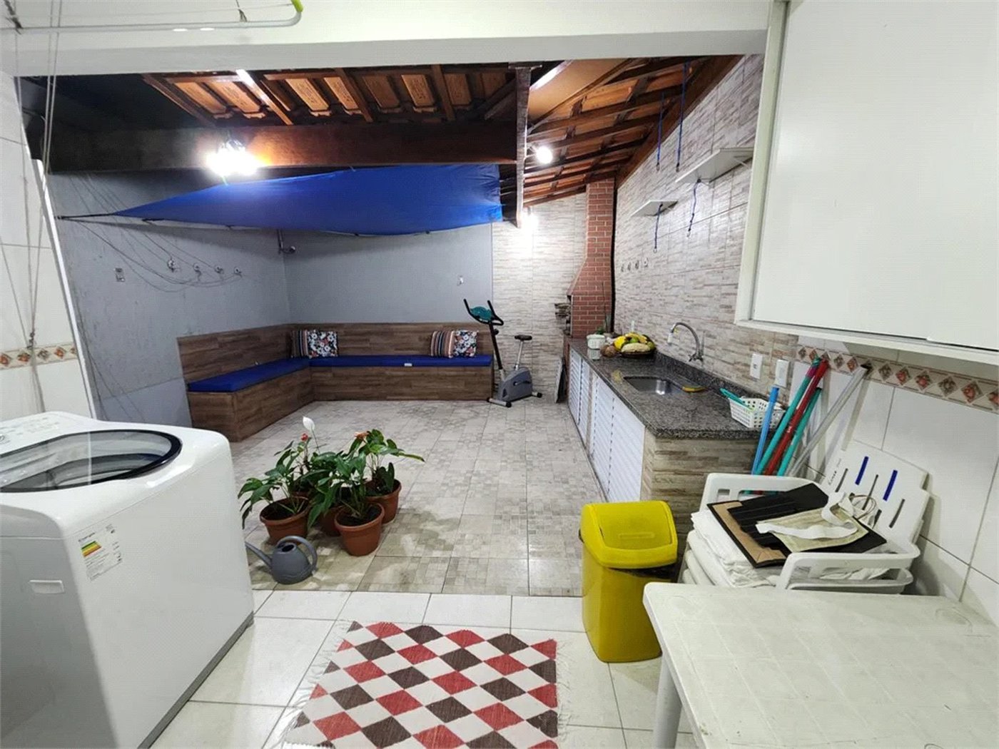 Sobrado à venda com 3 quartos, sendo 1 suíte,  em Jardim Ana Maria, São Paulo, SP
