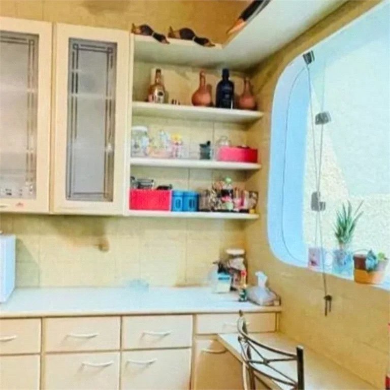 Casa à venda com 4 quartos, sendo 3 suítes, em Parque Continental, São Paulo, SP