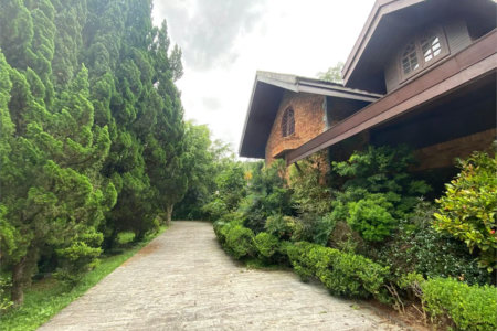 Casa à venda ou para alugar com 5 quartos, sendo 3 suítes, em Fazenda Morumbi, São Paulo, SP