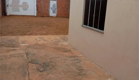 Casa à venda com 2 quartos em Jardim Iracema, Balsas, MA