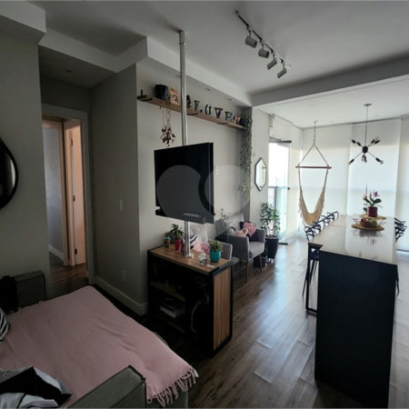 Apartamento à venda com 2 suítes em Vila Dom Pedro I, São Paulo, SP